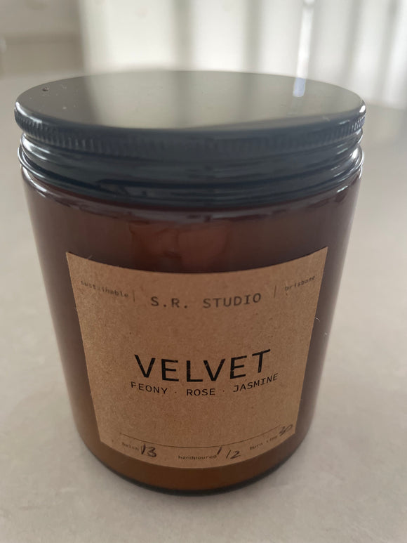 S.R Studio Velvet candle